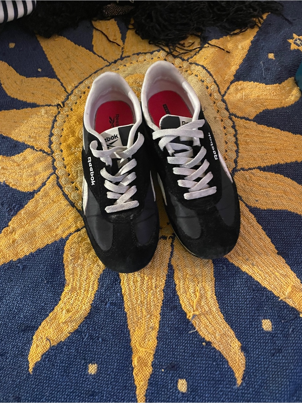 Reebok Fiori women's retro running sneakers